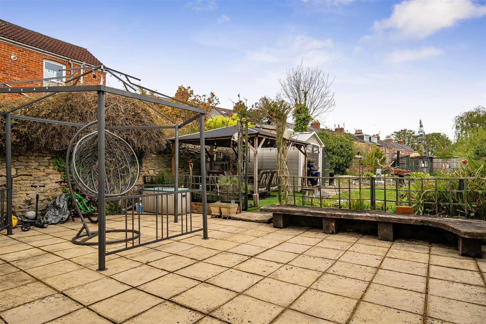 Malmesbury Road, 